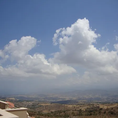 Latchi Panorama Penthouse Apartament *